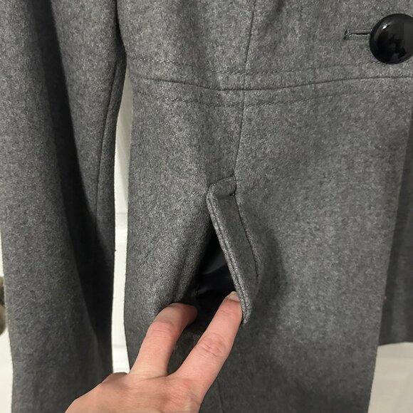 Old Navy Grey Wool Pea Coat, Hip Length, Fully Lined - Picture 3 of 8
